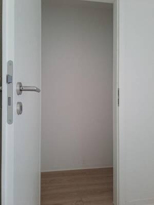 Gemütliches Wohnen unterm Dach - Renovierte 2-Zimmer-Wohnung mit Charme – 6844 Dessau-Roßlau – Vorschaubild 8