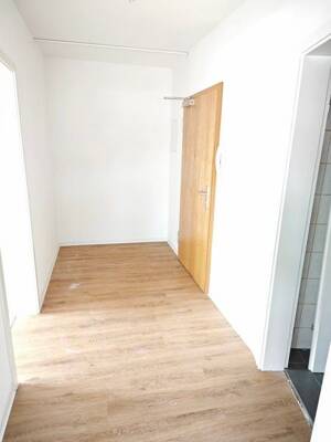 2 Raum Wohnung im Dachgeschoss – 4277 Leipzig – Vorschaubild 3