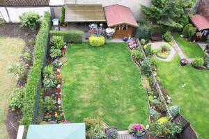Zwei gepflegte Mehrfamilienhäuser mit grossem Garten in Krefeld-Inrath – 47803 Krefeld – Vorschaubild 5