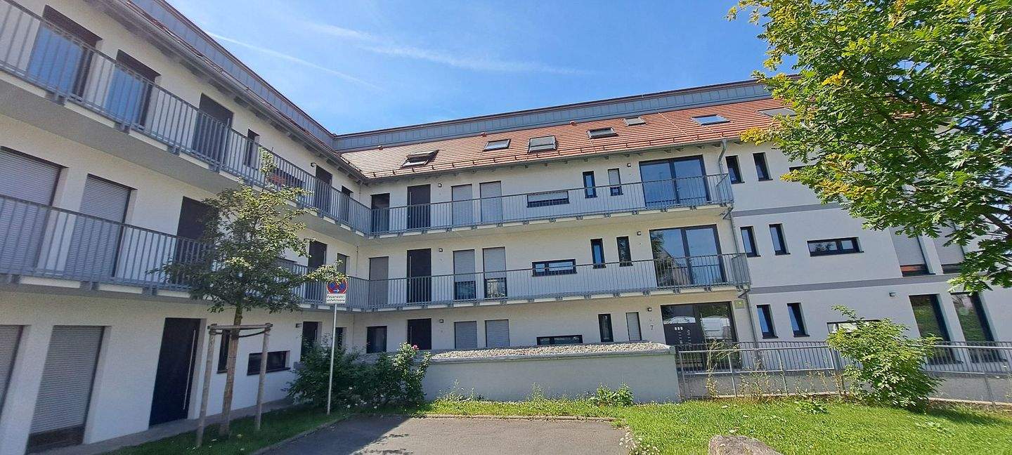 Exklusive 3-Zimmer-Terrassenwohnung mit Garten in 97076 Würzburg, Lengfeld