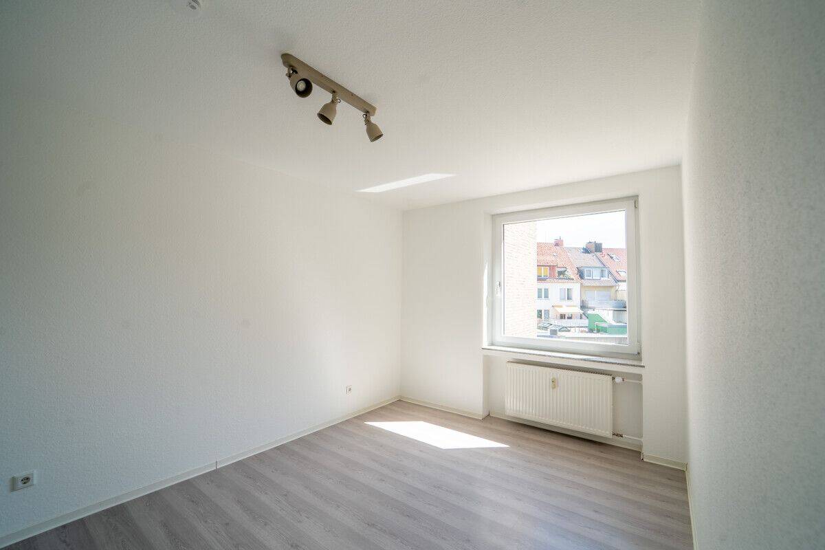 Bezugsfreie 3-Zimmer-Eigentumswohnung mit Balkon, Aufzug und exklusiven Gemeinschaftsdachterrassen – Osnabrück – Vorschaubild 8