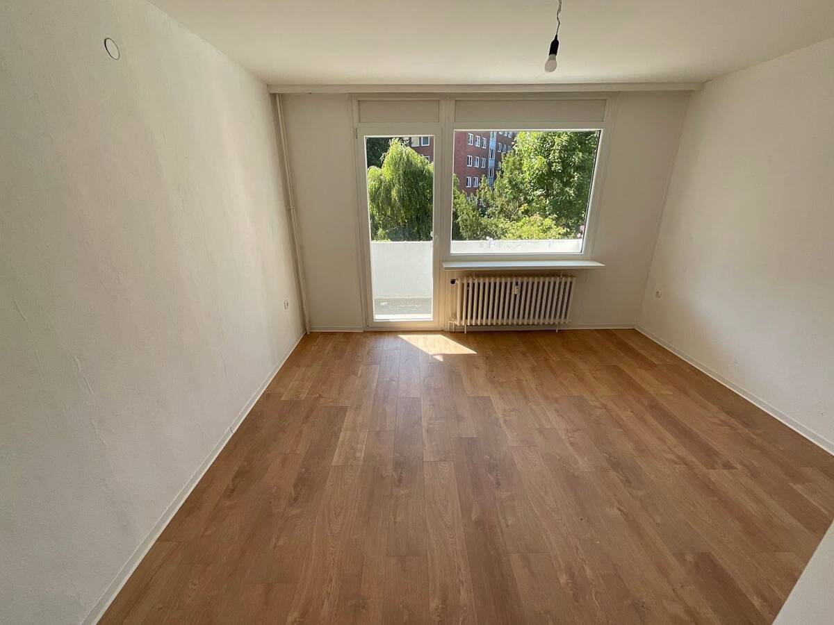 3 Zimmer-Wohnung sucht Liebhaber. – 24149 Kiel – Bild 1 von 7