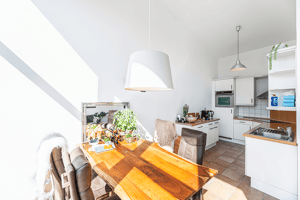 RESERVIERT: Moderne Dachgeschosswohnung mit Loftcharakter und großer Sonnenterrasse in Fürth – 90768 Fürth – Vorschaubild 4
