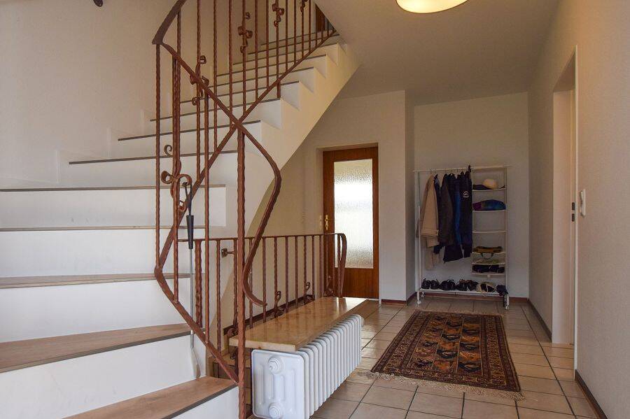 Modernisiertes Einfamilienhaus mit Einliegerwohnung, in idyllischer Lage von Hamburg-Wandsbek... – Hamburg – Vorschaubild 4
