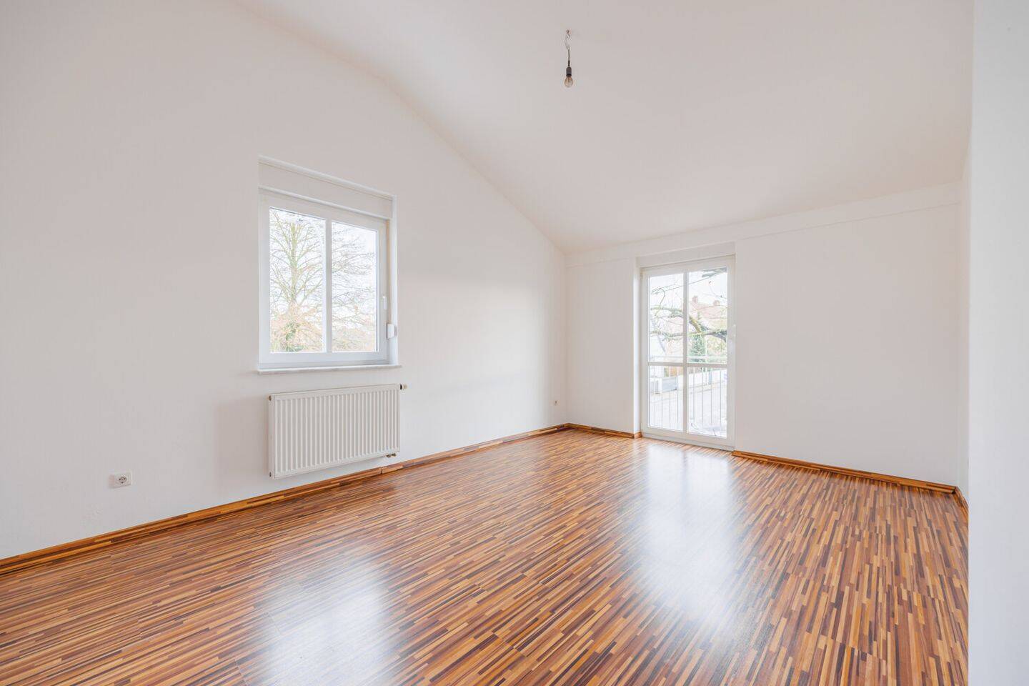 Gepflegte DHH mit Garage und Keller mitten in der Stadt, Bezug sofort möglich – Ingolstadt – Vorschaubild 9
