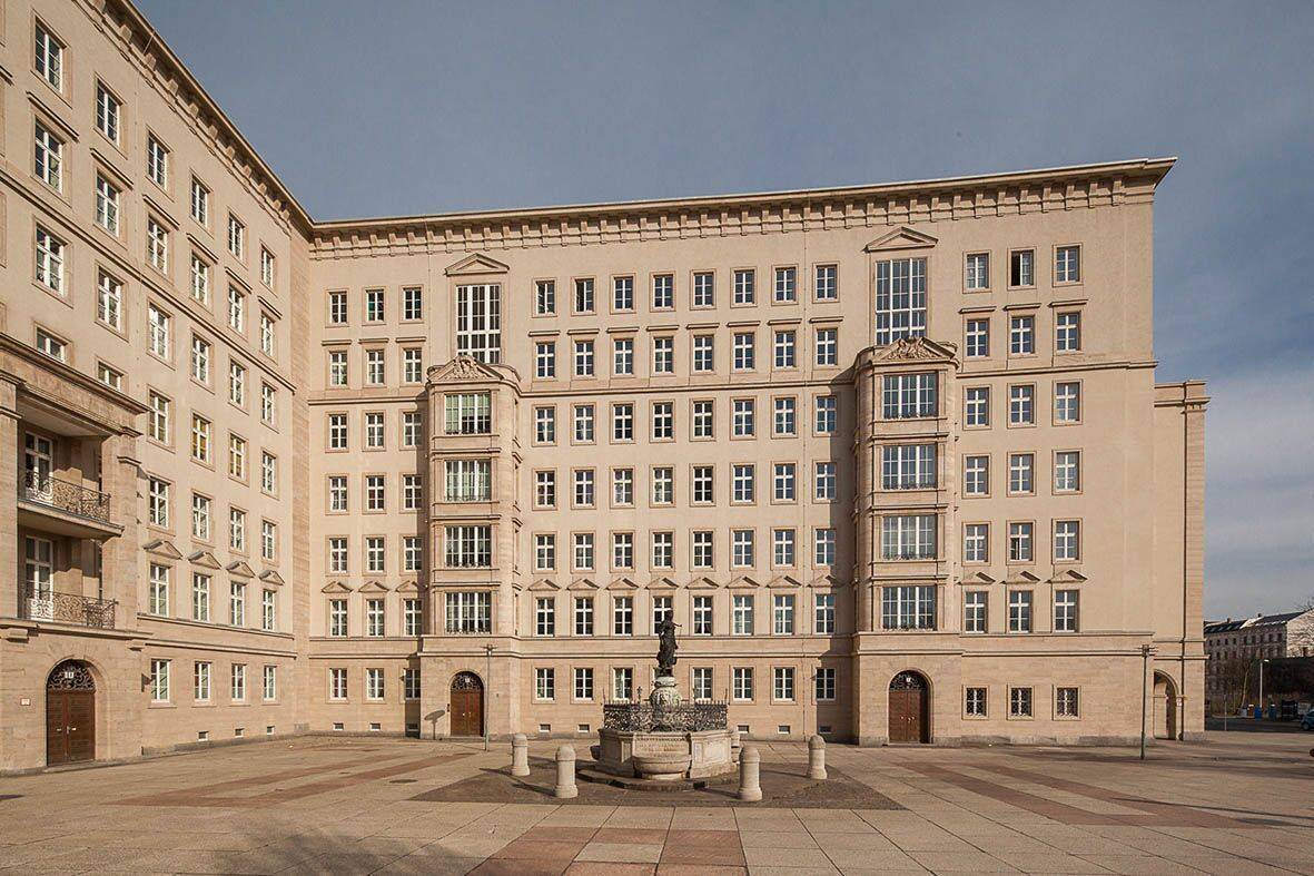 Schöne 2-Raum-Wohnung am Roßplatz