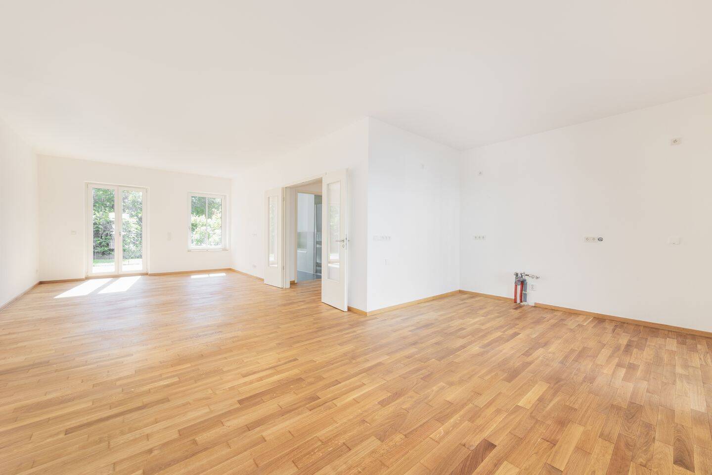 Drei/vier Zimmer! Mit Garten, Balkon, Terrasse, Aufzug, Stellplatz: Am Gleisdreieck-Park Kreuzberg – Berlin – Vorschaubild 3