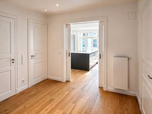 Hochwertig sanierte Obergeschoss-Wohnung in begehrter Lage mit Teil-Elbblick in den Hamburger Hafen – 22763 Hamburg – Vorschaubild 5