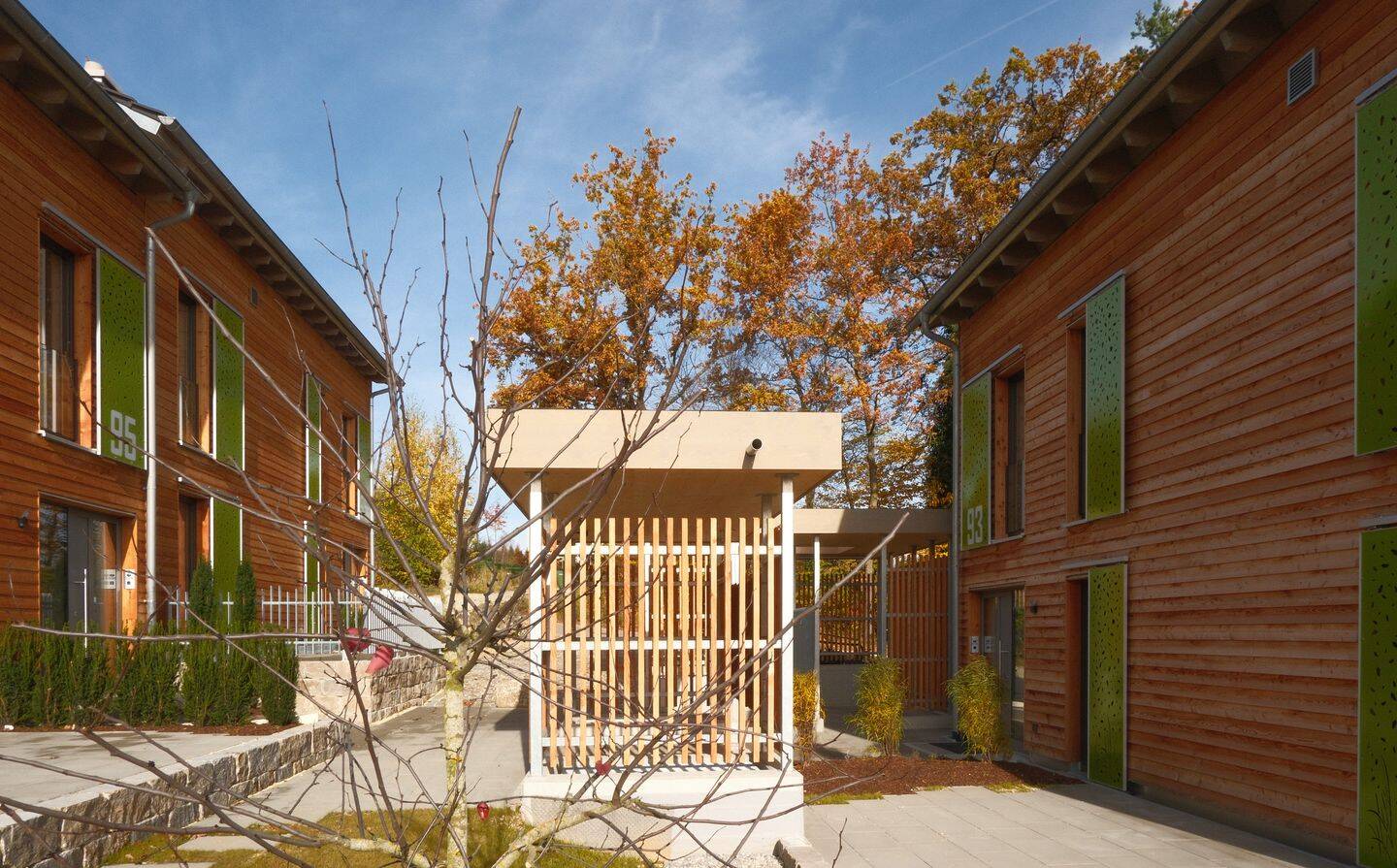 Erstbezug: DHH in Krumbach mit gehobener Ausstattung in naturnaher, ruhiger Stadtrandlage – Krumbach (Schwaben) – Vorschaubild 3