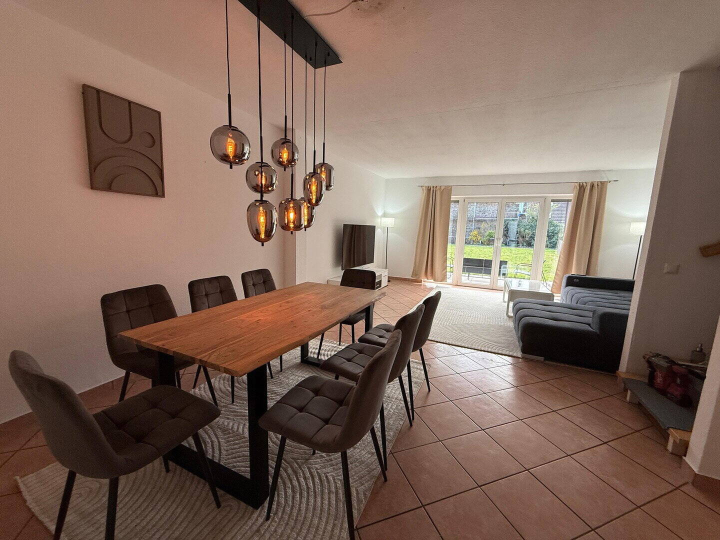 Möbiliertes Haus Ferienhaus mit Fußbodenheizung – Wiesbaden – Vorschaubild 2