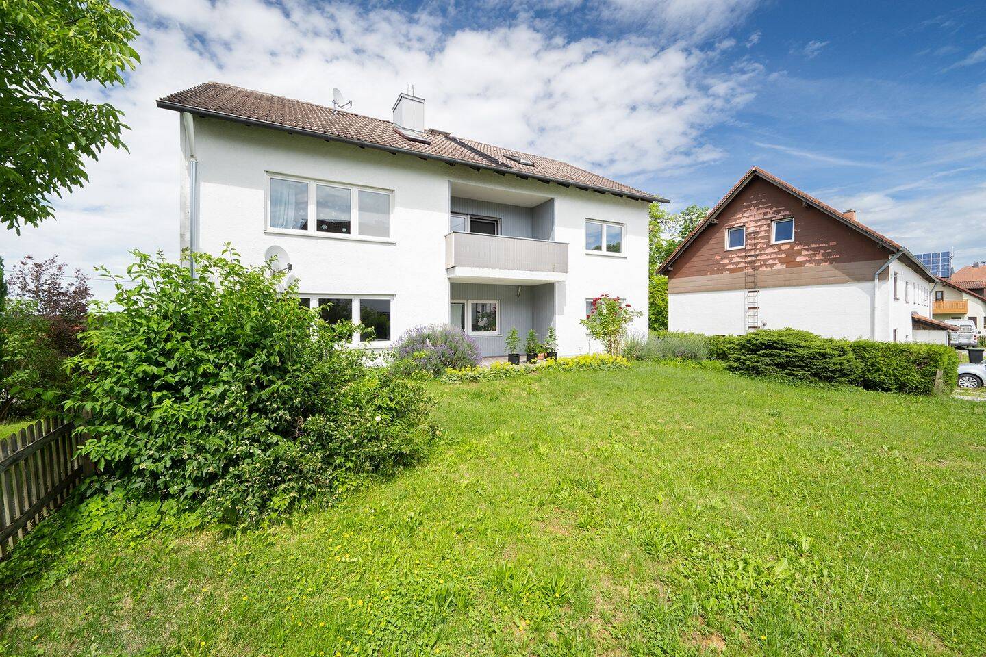 Kapitalanlage, Selbstbezug oder Beides? Gut geschnittenes 2-3-Familienhaus im schönen Hohenbachern