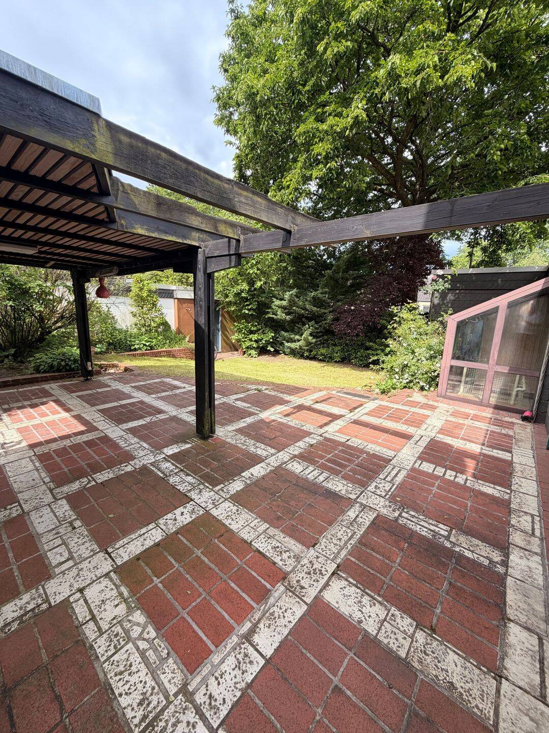 Keine Lust auf 0815? Einfamilienhaus mit exklusivem Grundstück! – Bochum – Vorschaubild 9