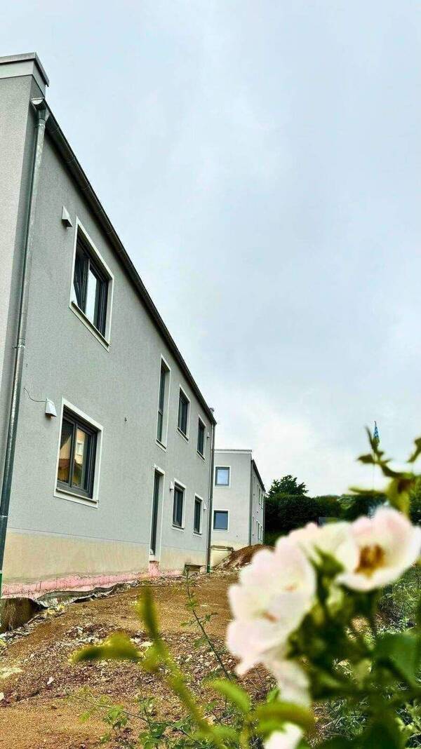 Erdgeschosswohnung in 92507 Nabburg mit 70 m² kaufen