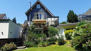 Freistehendes Einfamilienhaus mit Einliegerwohnung, Pool und großem Garten in Remscheid Süd – 42859 Remscheid – Vorschaubild 6