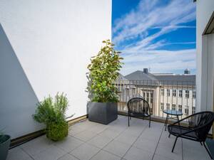 Viva Agrippina: Stilvolle 3-Zimmer-Wohnung mit Dachterrasse im 4. OG am Rhein – 50668 Köln – Vorschaubild 8