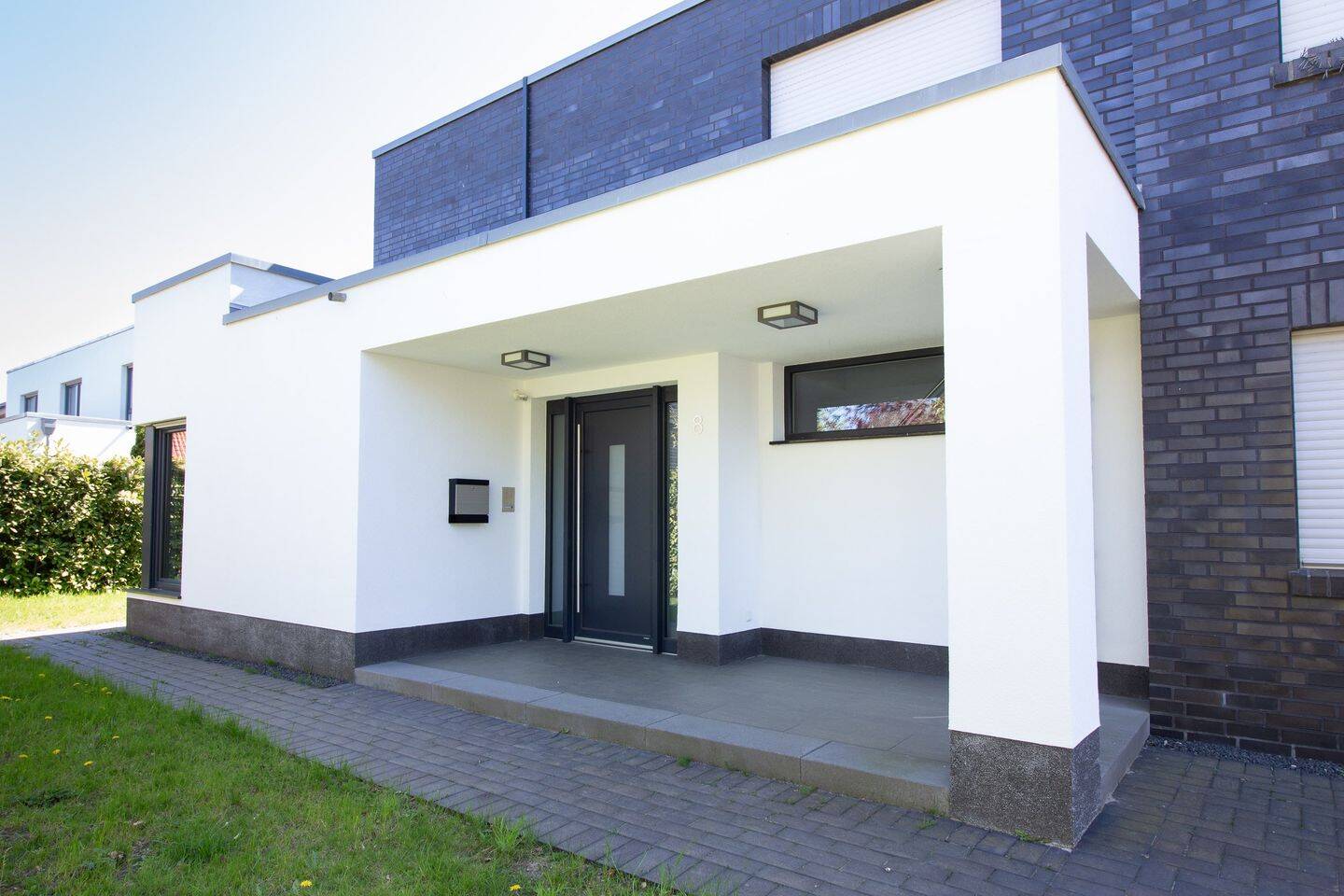 Stilvolle Stadtvilla in attraktiver Wohnlage - modernes Wohnen mit viel Platz in Löningen – Löningen – Vorschaubild 3