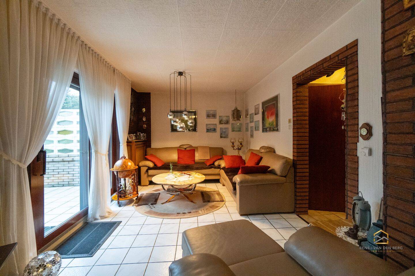 **Ein Haus mit Herz: Charmante Doppelhaushälfte auf schönem Grundstück in Homberg** – Duisburg – Vorschaubild 5