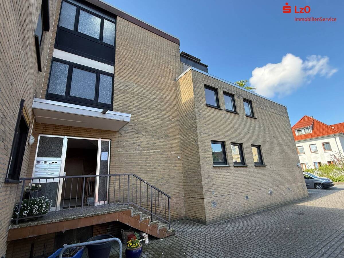 Schöne 3-Zimmer-Wohnung in guter Lage des Ziegelhofviertels – 26121 Oldenburg – Bild 1 von 7