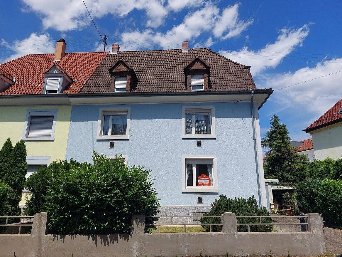 Dreifamilienhaus mit Garten in beliebter Lage von Daxlanden! – Karlsruhe – Bild 1 von 5
