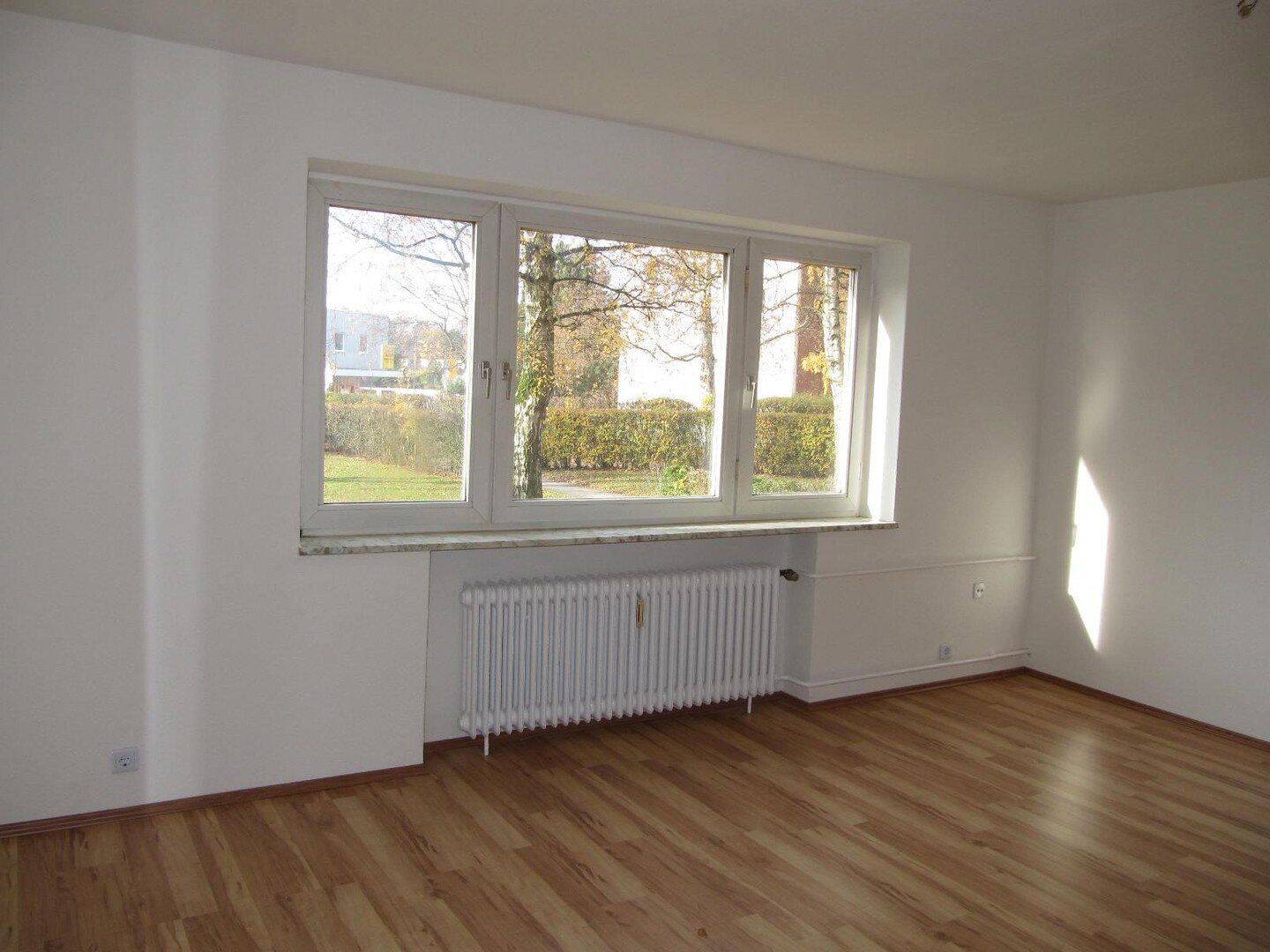 Lübeck-Kücknitz (Nähe Travemünde) Schickes 1 Zi.-App. m. extra Küche u. Tageslichtbad