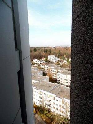 Freiwerdende sonnige 3 Zimmerwohnung mit 2 Balkone – 81379 München – Vorschaubild 6