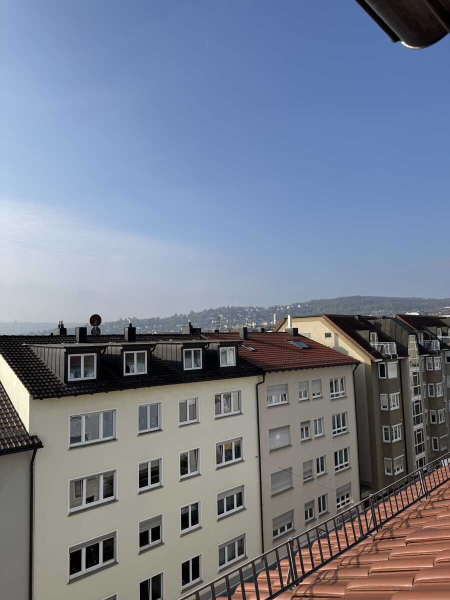 Zwei Wohnungen, ein Deal - Dachgeschossensemble im Herzen von Stuttgart-West – Stuttgart – Vorschaubild 3