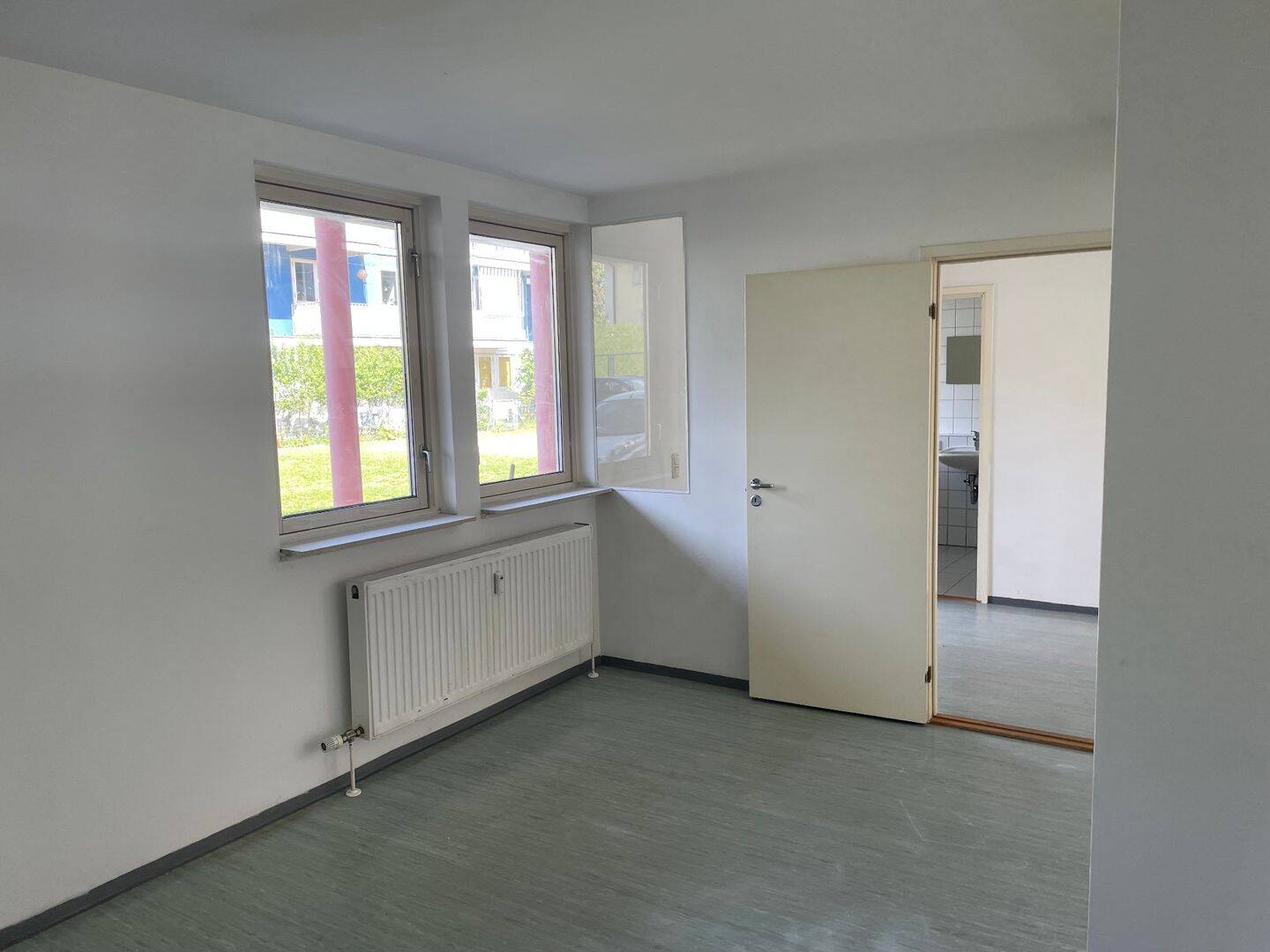 *Nur mit Wohnberechtigungsschein - 1. Förderweg - Wohnung mit Terrasse!* – Schwabach – Vorschaubild 8