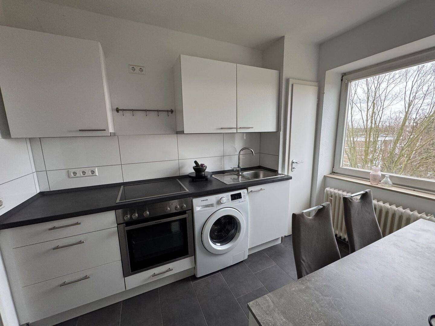 *** Erstbezug nach Sanierung! Helle 2 Zimmerwohnung mit Balkon und Aufzug*** – Düsseldorf – Vorschaubild 4