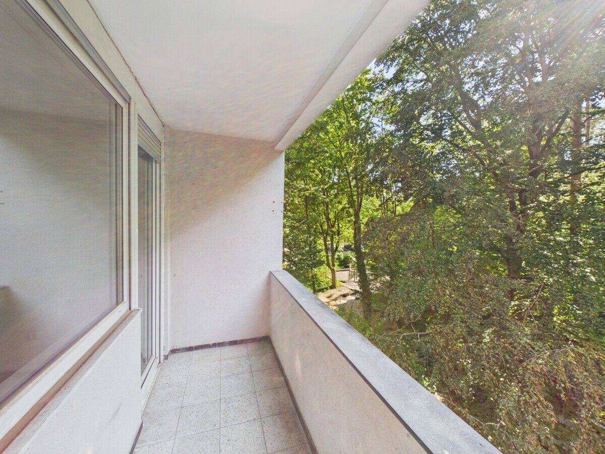 Sofort bezugsfrei! Attraktive 3-Zimmer-Wohnung mit Loggia in gefragter Waldstadt-Lage – Karlsruhe – Vorschaubild 3