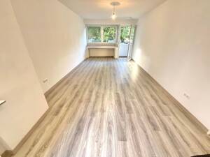 Schöne und helle Erdgeschosswohnung mit Balkon – 46119 Oberhausen – Vorschaubild 2