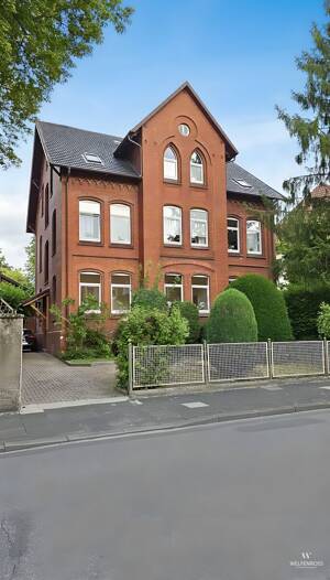 Altbauflair trifft Gartenidylle - großzügige Eigentumswohnung mit eigenem Gartenanteil – 31675 Bückeburg – Vorschaubild 2