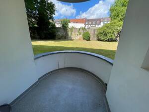 *modernisierte Balkonwohnung mit Tageslichtbad*schöne Altbau* – 45145 Essen – Vorschaubild 3