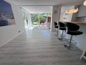 Zeitgemäßer 4 Zimmer - Bungalow mit Wintergarten für ebenerdiges & ruhiges Wohnen – 22547 Hamburg – Vorschaubild 4
