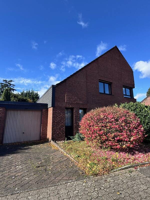 Haus in 47441 Moers mit 209,9 m² kaufen