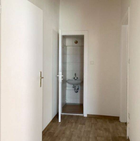 Zentral gelegene 3-Zimmer-Wohnung in Eschwege – Eschwege – Vorschaubild 2