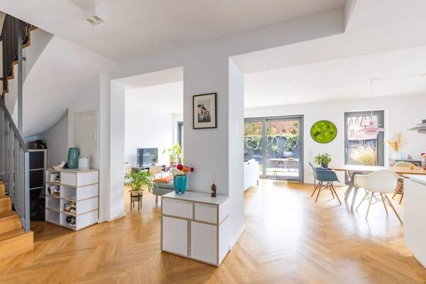 Haus in 50996 Köln / Rodenkirchen mit 320 m² kaufen