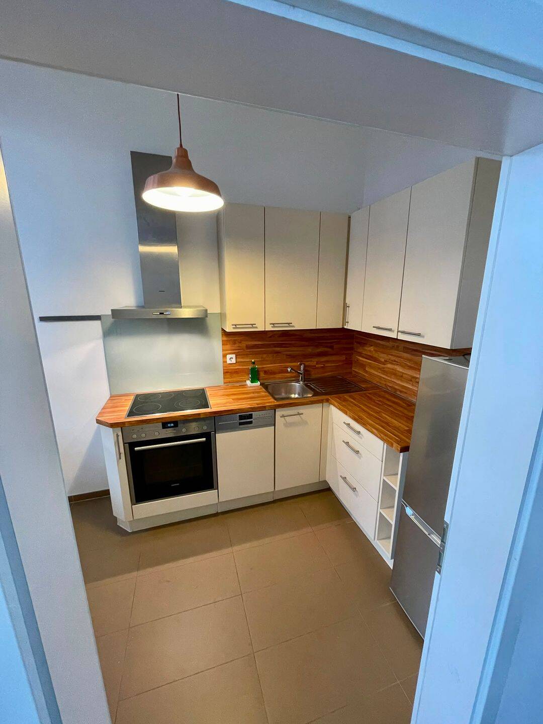 Außergewöhnliche 2-Zimmer-Wohnung mit Terrasse in gefragter zentraler Lage nahe Humboldthain – Berlin – Vorschaubild 9