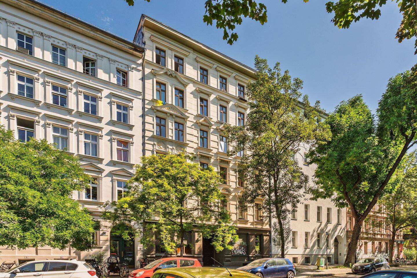 Attraktive Anlagechance im Wrangelkiez! Charmante Altbauwohnung mit Blick auf den Görlitzer Park