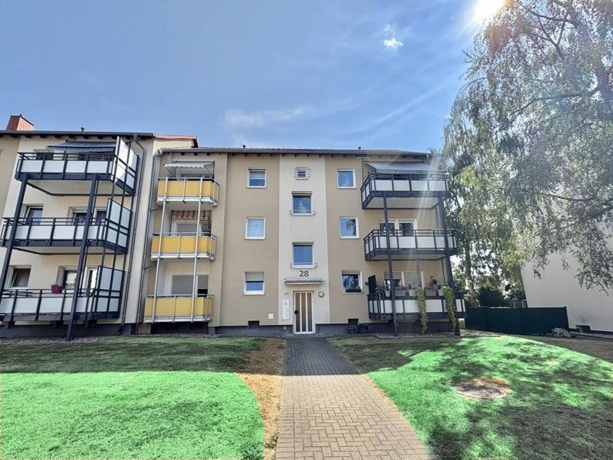 Frisch renovierte 3-Zimmer-Wohnung mit Dusche – 44339 Dortmund – Bild 1 von 8