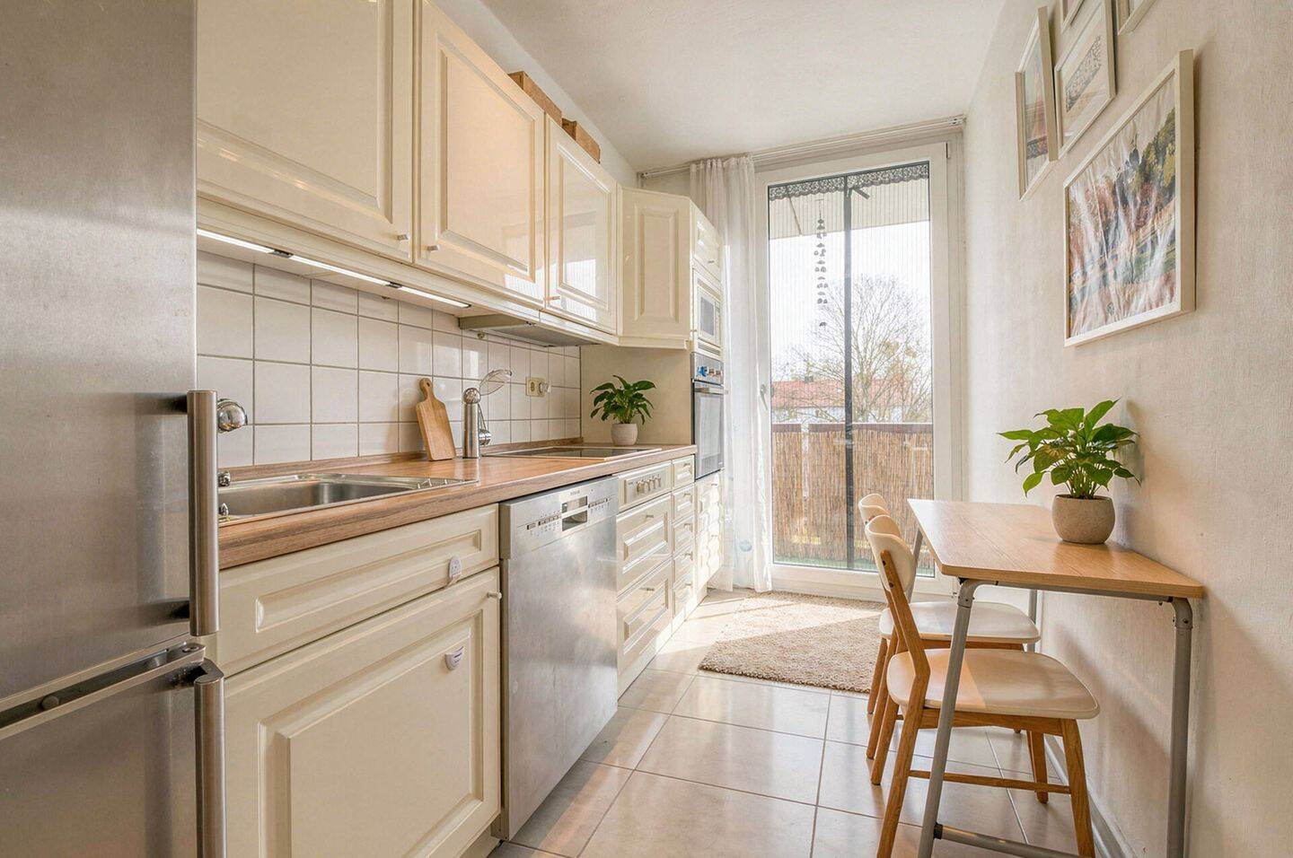 Sonnige Aussichten - Charmante 2-Zimmer-Wohnung mit großzügigem Balkon – München – Vorschaubild 5