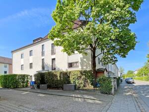 Elegante, helle Gartenwohnung. Traumhafte, ruhige Terrasse. Sofort verfügbar. – 80997 München – Vorschaubild 5