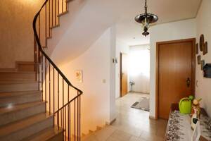 Reihenendhaus mit großem Grundstück und Einliegerwohnung – 51381 Leverkusen – Vorschaubild 4
