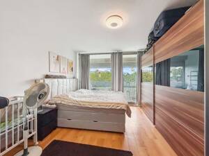 Bogenhausen nahe Arabellapark: Gepflegte 2-Zimmer-Wohnung mit zwei Westloggien und Grünblick! – 81925 München – Vorschaubild 6