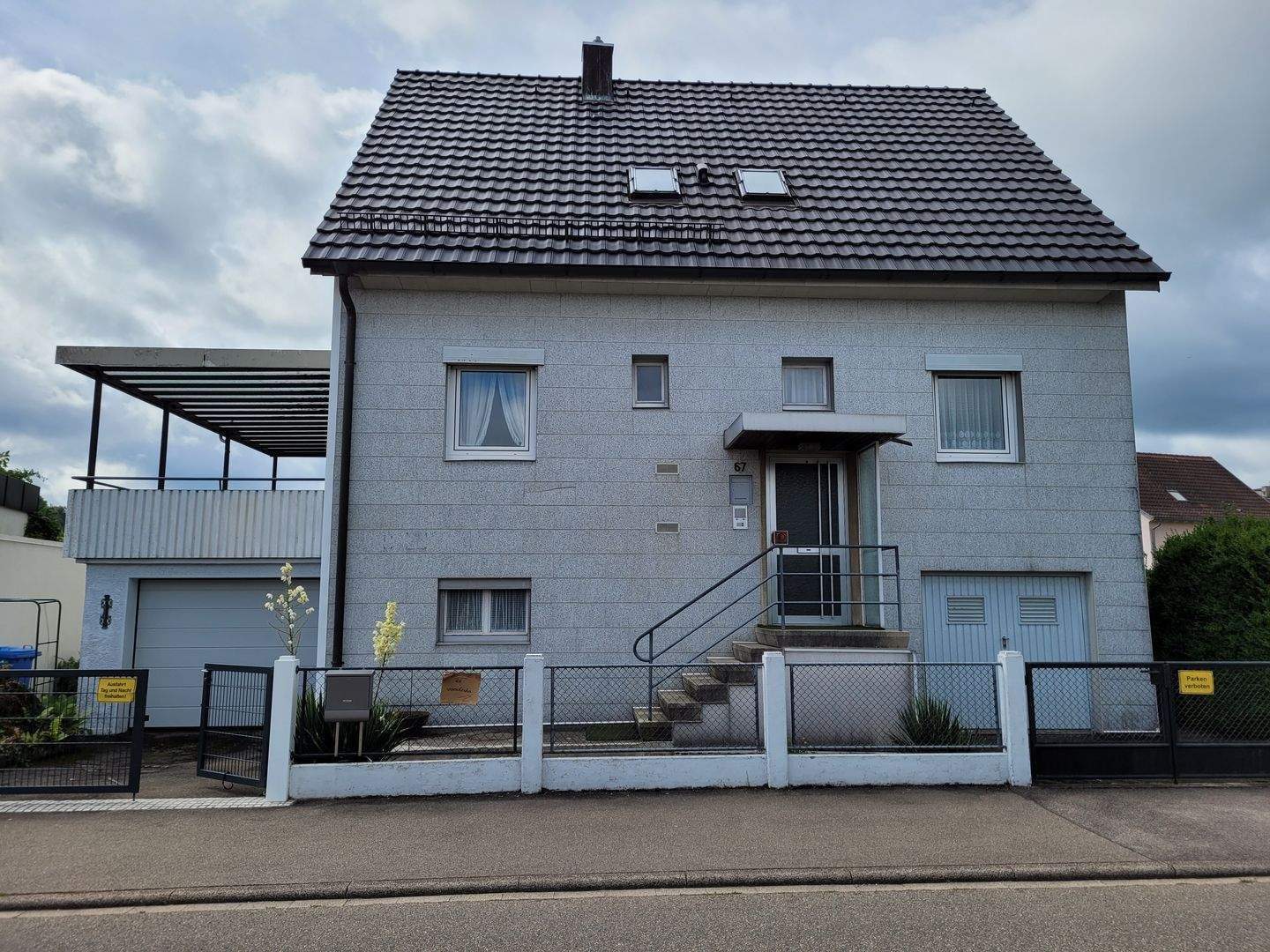 Ihr neues Eigenheim mit sonniger Terrasse, großem Garten und Platz für die ganze Familie – Albstadt – Bild 1 von 9