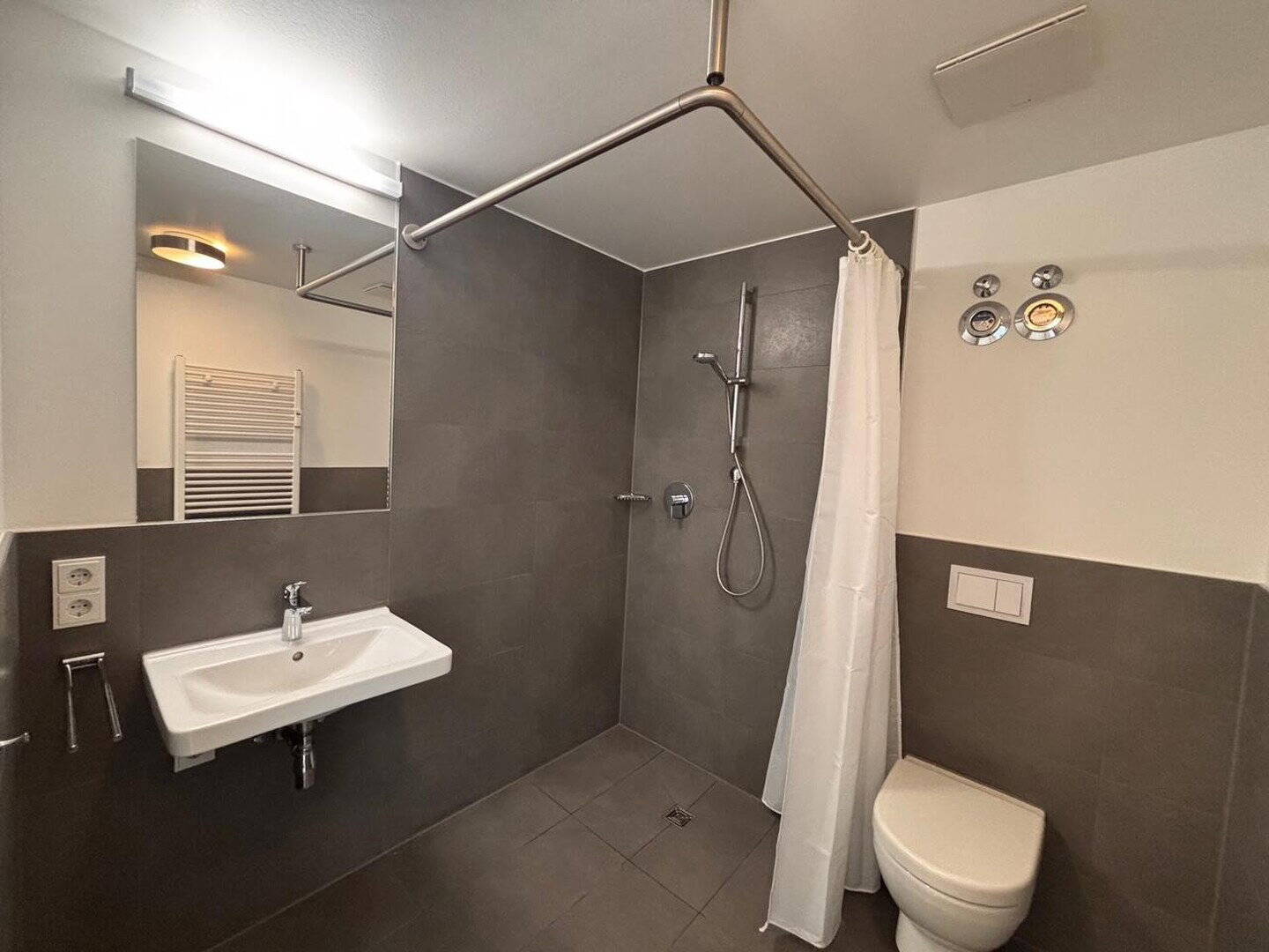 Hochwertiges Studentenappartement in Erlangen mit zentraler Lage – Erlangen – Vorschaubild 4