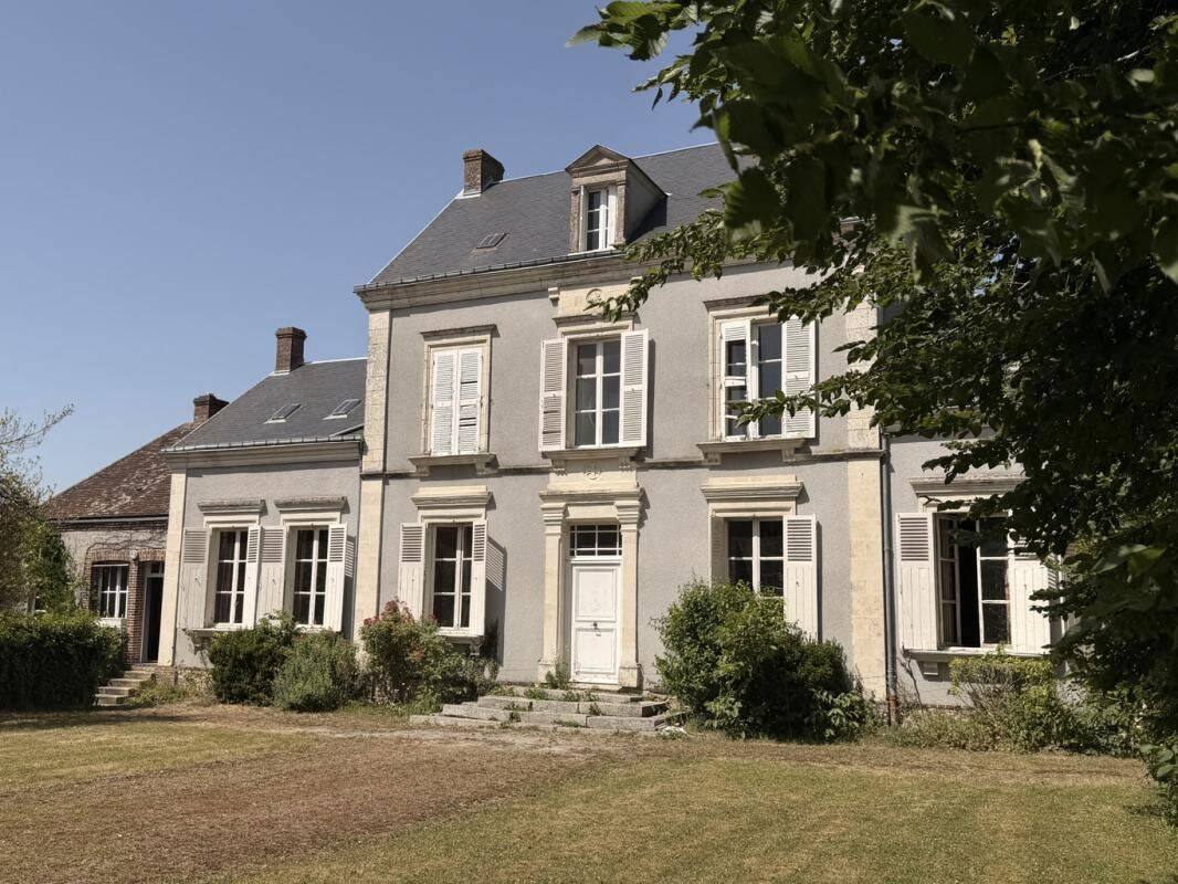 Maison 1 pièce 267 m² · à Sablons sur Huisne · 267 m² · 477 000 €