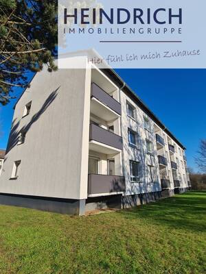 Renovierte helle 3 ZKB mit Balkon!