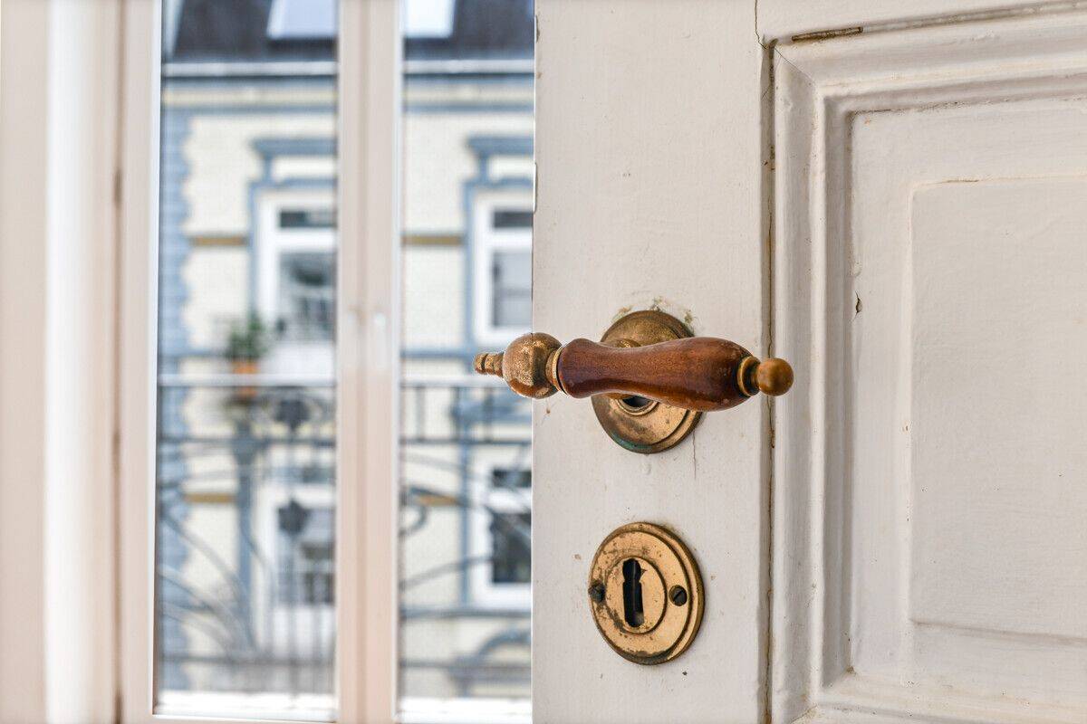 Freie charmante Altbauwohnung in Top-Lage von Hamburg - im beliebten Eimsbüttel! – Hamburg – Vorschaubild 9