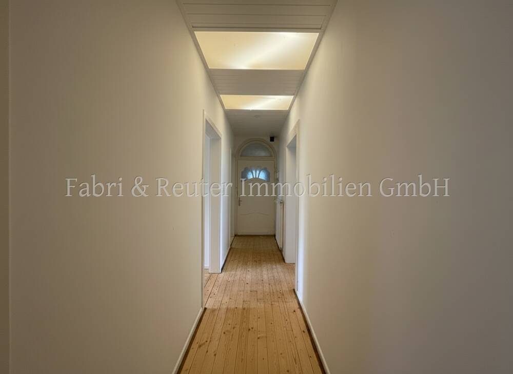Charmante 3-Zimmer Altbauwohnung im EG von Krefeld nahe Helios-Klinik – Krefeld – Vorschaubild 9