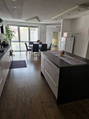Lichtdurchflutete Wohnung, Balkon, Stellplatz, Innenstadt, Küche – 99974 Mühlhausen/Thüringen – Vorschaubild 8